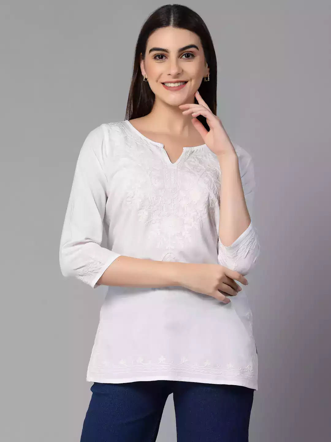 zahra-white-self-aari-short1.webp